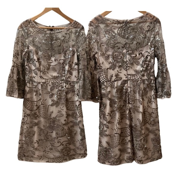 Adrianna Papell bell sleeve beaded sheath cocktail dress in size 8 - Picture 1 of 15